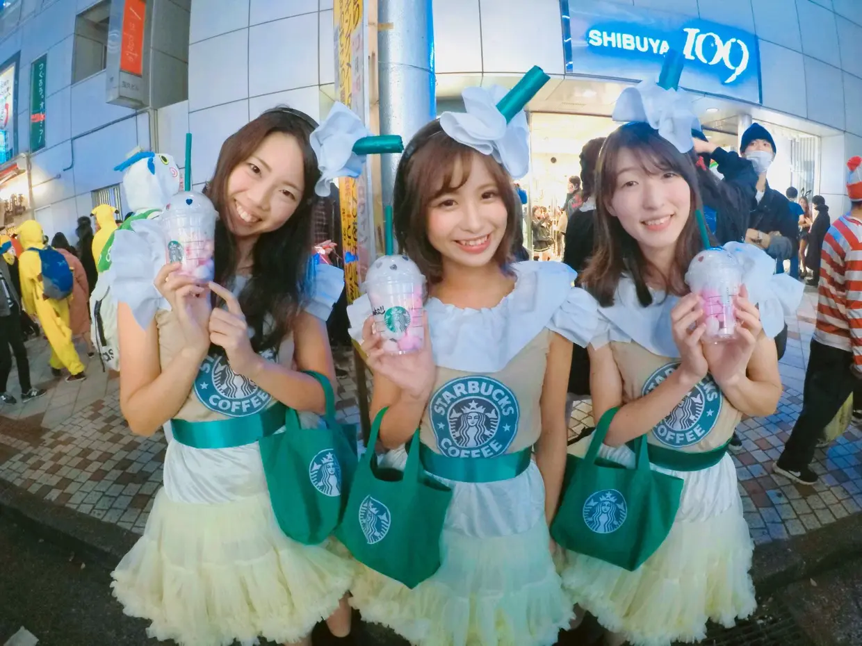 【写真】2017年も渋谷ハロウィンは大騒ぎ！ みんなの仮装をGoProで撮ってみた