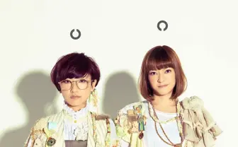 【海外反応】現役OLユニット「Charisma.com」が、世界から注目を浴びる！