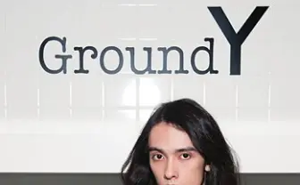 ヨウジヤマモトにウルトラマン登場！モード感あふれるセブンやキングジョー