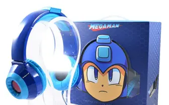 LED付「ロックマン」ヘルメット風ヘッドホンでエアーマンも倒せそう