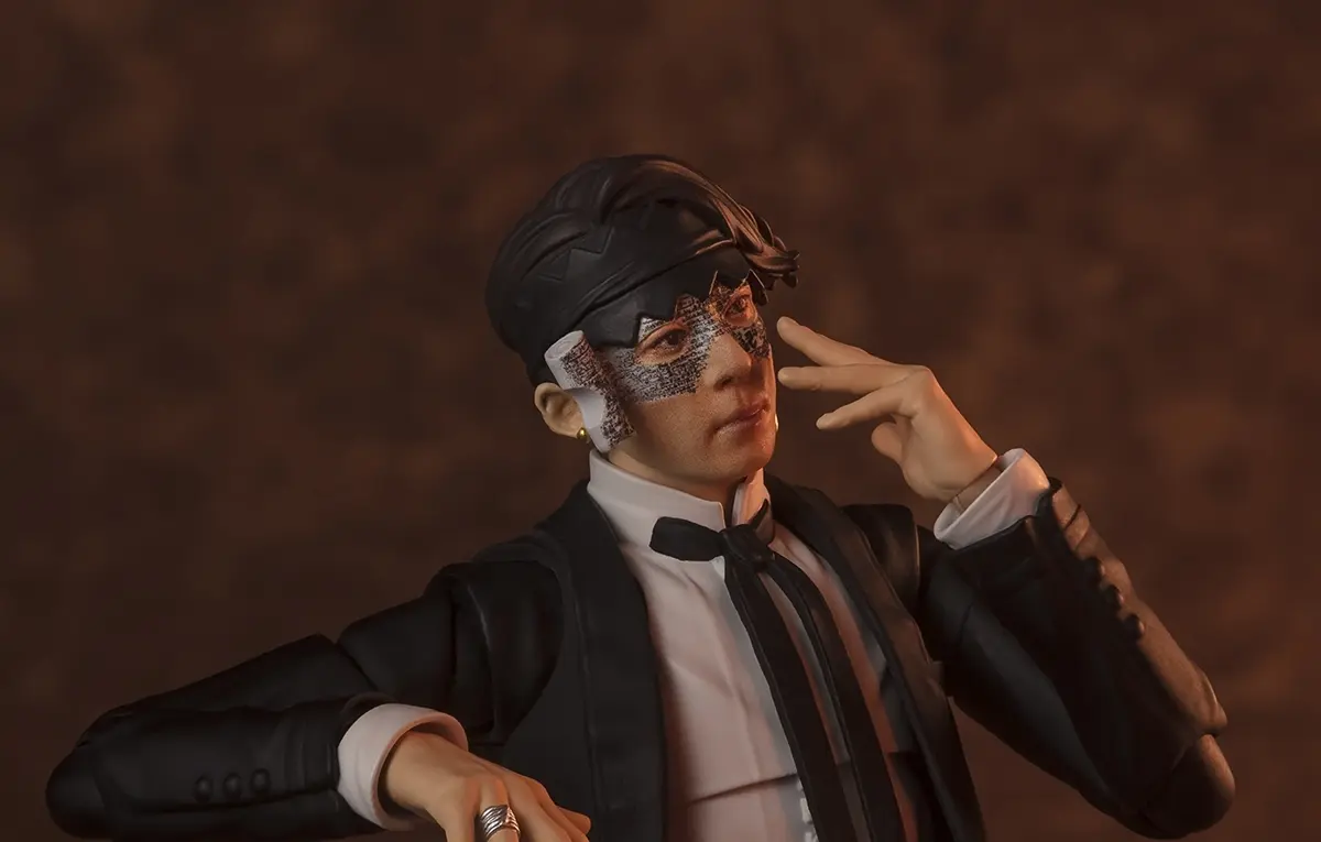 高橋一生の実写版『岸辺露伴』フィギュア化 “リアリティ”の追求が本気すぎる