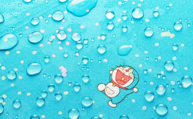 梅雨はドラちゃんと一緒 『ドラえもん』のレイングッズがポップ