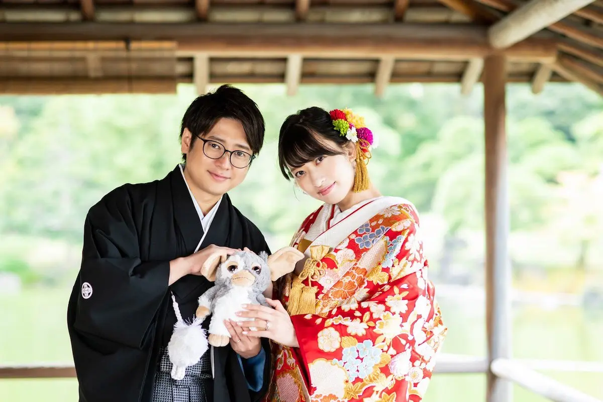 結婚を発表したふ〜どさんと倉持由香さん
