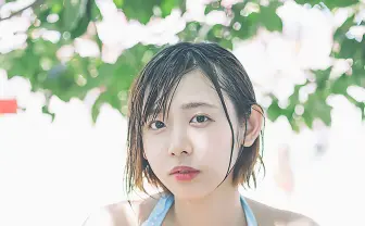 【写真】水辺でたわわ光線！ 福岡のシャワーズ系美少女「水湊みお」