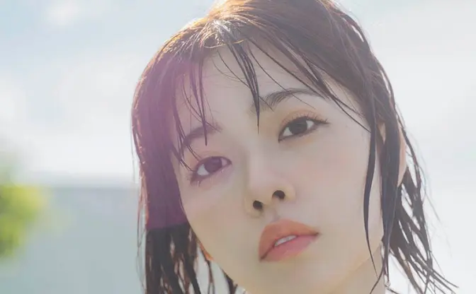 プールと日差しと礒部花凜！ 濡れ髪アンニュイな写真集、新規カット公開