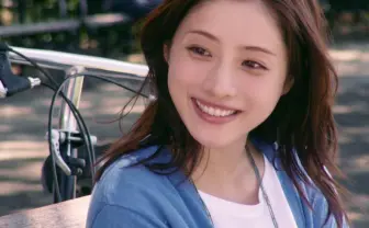 『シン・ゴジラ』出演・石原さとみの英語力は？　英会話イーオンから新CM公開