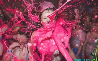 EDMペイントパーティー「Life In Color」がポップすぎ! 音とインクに塗れろ