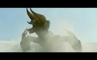 映画『モンスターハンター』映像　砂煙と共に襲い来るディアブロス亜種