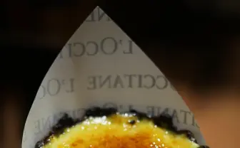 革命的なラベンダー香るクレームブリュレが美味 / ロクシタンのラベンダーブリュレコーン