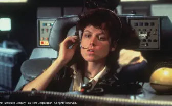 【調査】エイリアンに追われたい人も　あなたの宇宙映画の体験したい場面は？