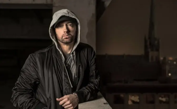 Eminem、4年ぶりのアルバム『Revival』　Dr. Dreプロデュースか