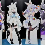 「hololive SUPER EXPO 2022」等身大イラストパネル