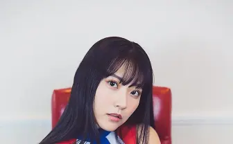 女子大生グラビアモデル 林田百加が「令和のハイレグプリンセス」たる理由