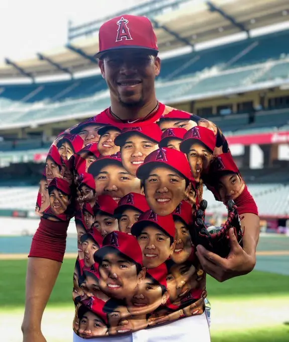 大谷翔平Tシャツ／画像はエンゼルスの公式Twitterから