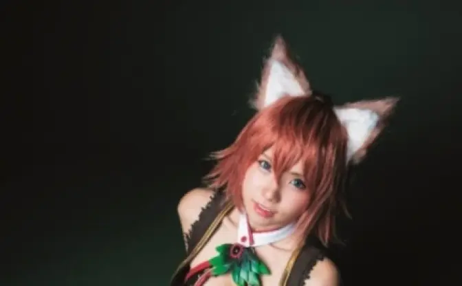 コスプレイヤーえなこが『ヤングジャンプ』表紙に　セクシーなオデストキャラ