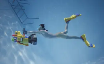 「水中ニーソ」古賀学の新作個展　菊地成孔とのトークセッションも