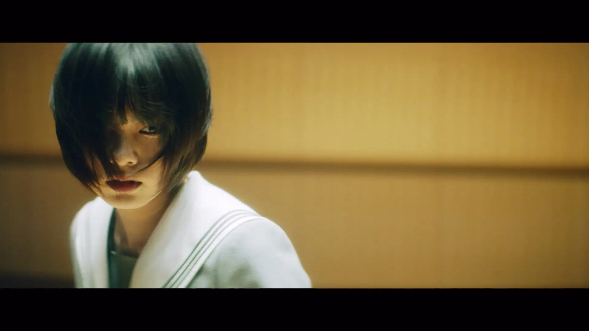 「角を曲がる」Music Video