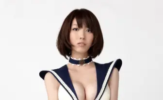 シスターにナース、赤ずきん……キワどすぎるコスプレ写真展が開催