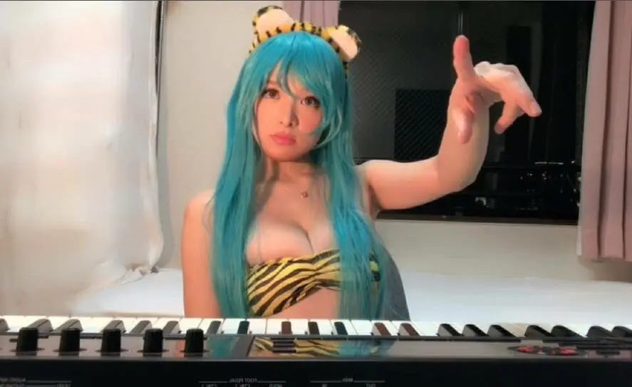 うる星やつら「ラムのラブソング」弾いてみた♡ ／高木里代子
