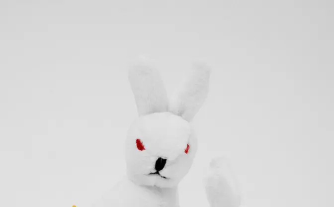 ブランド「#FR2」マスコットキャラのぬいぐるみがかわいい