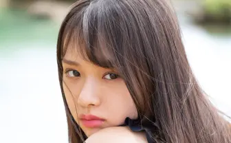 三品瑠香の初写真集発売 「わーすた」最年少メンバーは美しい18歳へ