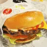 カールスジュニア「1/2 LB オリジナルシックバーガー」