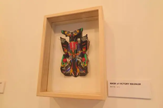 ミニ四駆ドレスアップステッカーを現代アートに　fxdulが個展