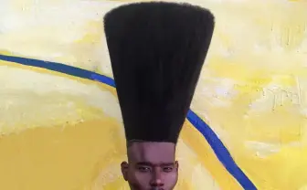 ギネス「世界一縦に長い髪型」が超フォトジェニック　世界が注目する親子とは？