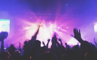 「ロッキン」中止から考えるコロナとライブ産業　音楽フェスが復活するには？