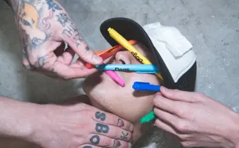 世界で活躍するラッパー KOHH、自身のショップ「Dogs」をオープン