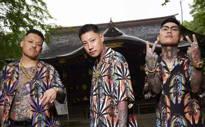 舐達麻×WACKO MARIA、大麻柄×聖母マリアの開襟シャツが間違いない