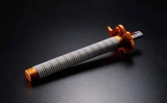 『鬼滅の刃』煉獄の折れた日輪刀が立体化　猗窩座「鬼になれ杏寿郎」も収録