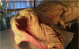 世界初ティラノサウルスを解剖再現 制作はスター・ウォーズ ジャバの生みの親