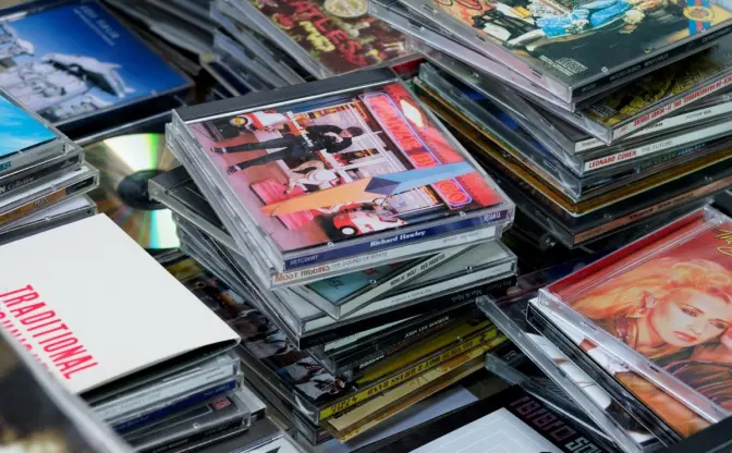 Z世代の3割「CDを買ったことがない」アイドルが支えるガラパゴスな音楽市場