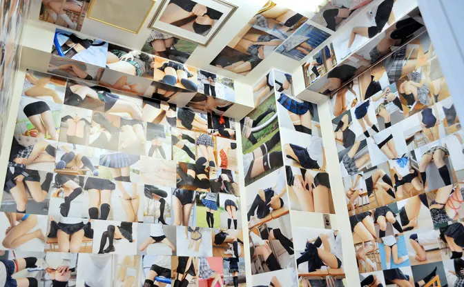 「ふともも写真の世界展」レポ　狂気すら感じる360度ふとももの世界！