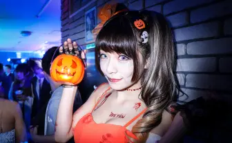 【写真】朝まで音楽とギャルに溺れる「歌舞伎町ハロウィン」が凄かった。