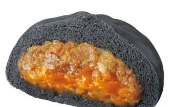 伝説のすた丼が真っ黒な中華まんに! サークルKとサンクスで限定発売