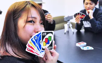 「UNO」の新ルールはヤバすぎた！ 白熱の体験レポート