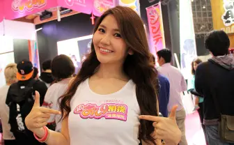 【超会議】美人コンパニオンさんがいつも僕らを照らしてくれる【画像まとめ】