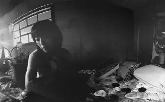 宇多田ヒカル「花束を君に」360度のMVメイキング映像　アルバム発売記念