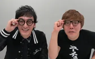 元SMAP草彅剛、YouTuber対決でヒカキンとコーラ一気飲み