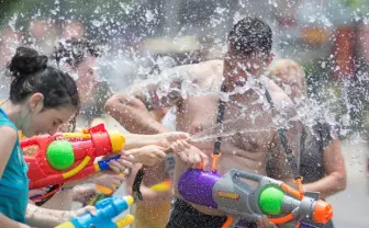 サバゲーできる「ASOBIBA AQUA豊洲」限定オープン！ BBQ×水鉄砲＝最高