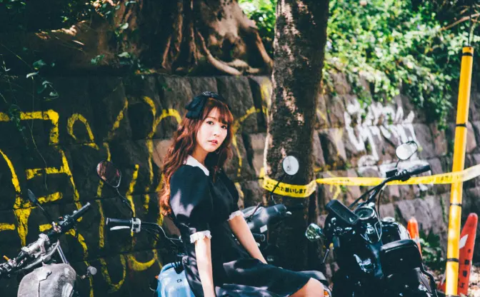 【写真】ファッションを愛する三上悠亜の「“かわいい”主義」