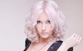 よく見ろ日本人、これが本場のトップレスだ！ DJおっ○い緊急来日