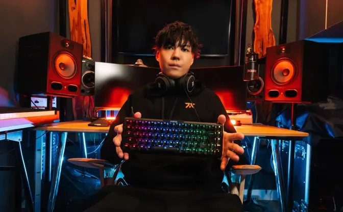 ストリーマーSPYGEA、ロンドンのe-Sportsチーム「FNATIC」加入