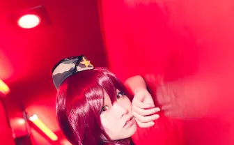 【写真】パリピ化したコスプレイヤーくろねこ! ミリタリー衣装が凛としてる