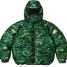 「H.R. Giger Jacquard Down Puffer Jacket」／画像は全てSupreme公式サイトより