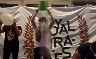 “アイス・バケツ・チャレンジ”に終止符か？　韓国の3人組ロックバンドが朴槿恵大統領と安倍首相を指名