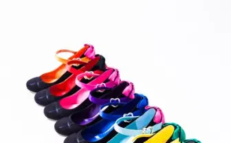 「ラブライブ！」μ'sの衣装が“もぎゅっと”詰まったパンプス登場！