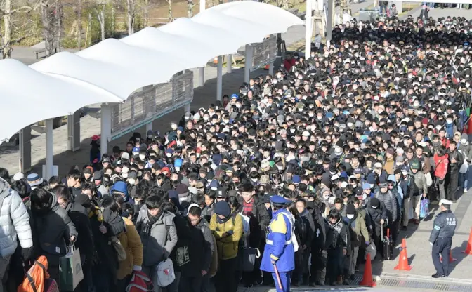 コミケ「中国人・韓国人お断り」貼り紙問題　運営が正式見解「適切ではない」
